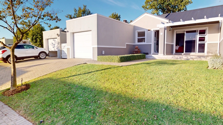 2 Bedroom Property for Sale in Wellington Central Western Cape